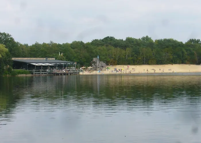 Nr 6 Am Quendorfer * 许托夫